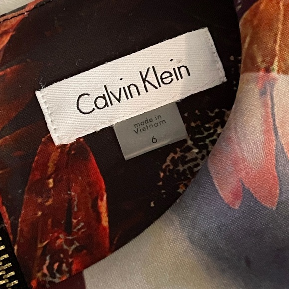 Calvin Klein dress 👗 - Picture 5 of 6
